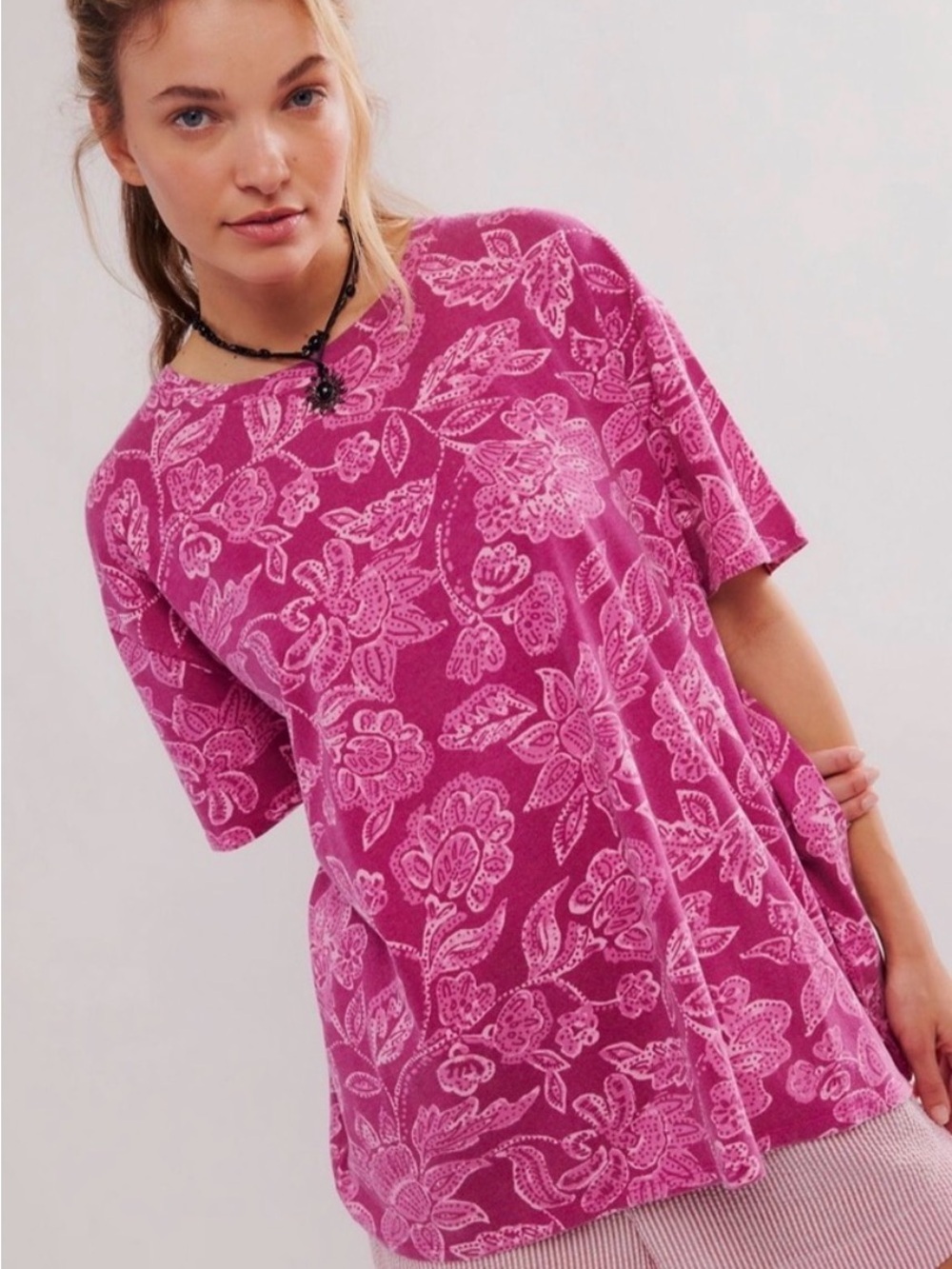 Free People We The Free Nina Printed Tee in Magenta combo, guc, sz xs